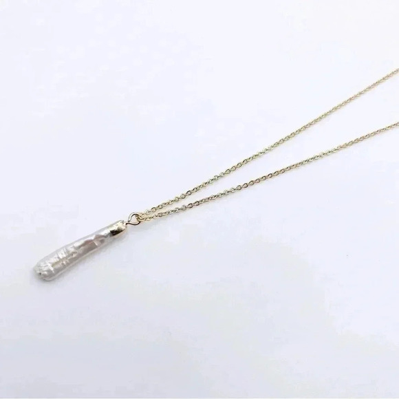 NATURAL Shell Necklace - Picture 5 of 5